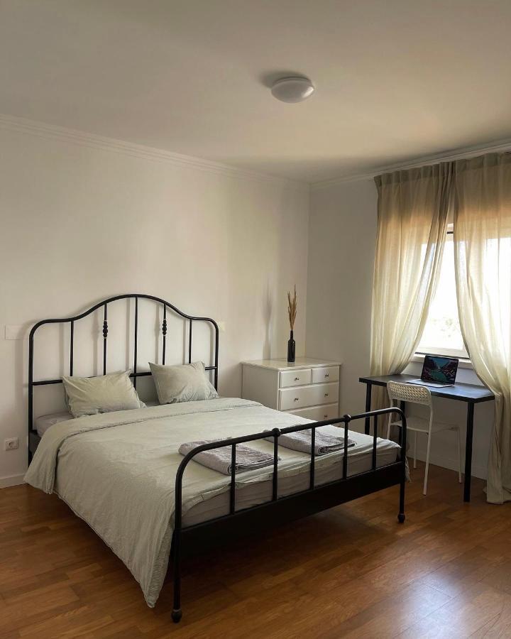 Fremdheim Bed & Breakfast Ericeira Exterior photo